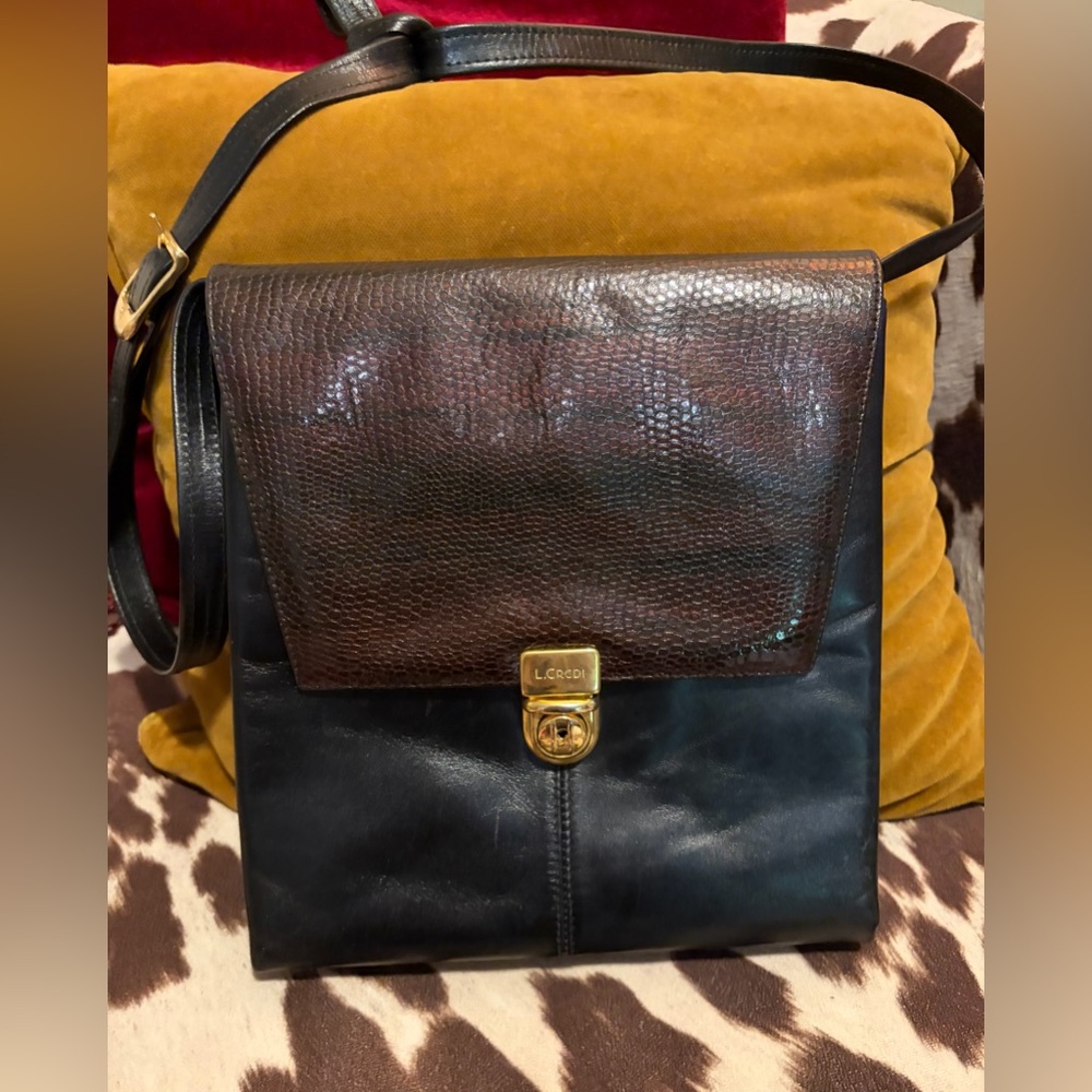 L. CREDI handbag